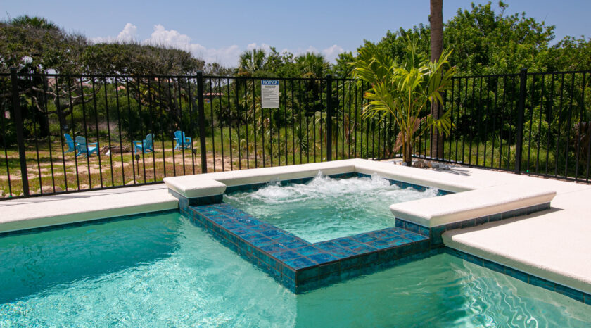 Hot tub and Pool at the house